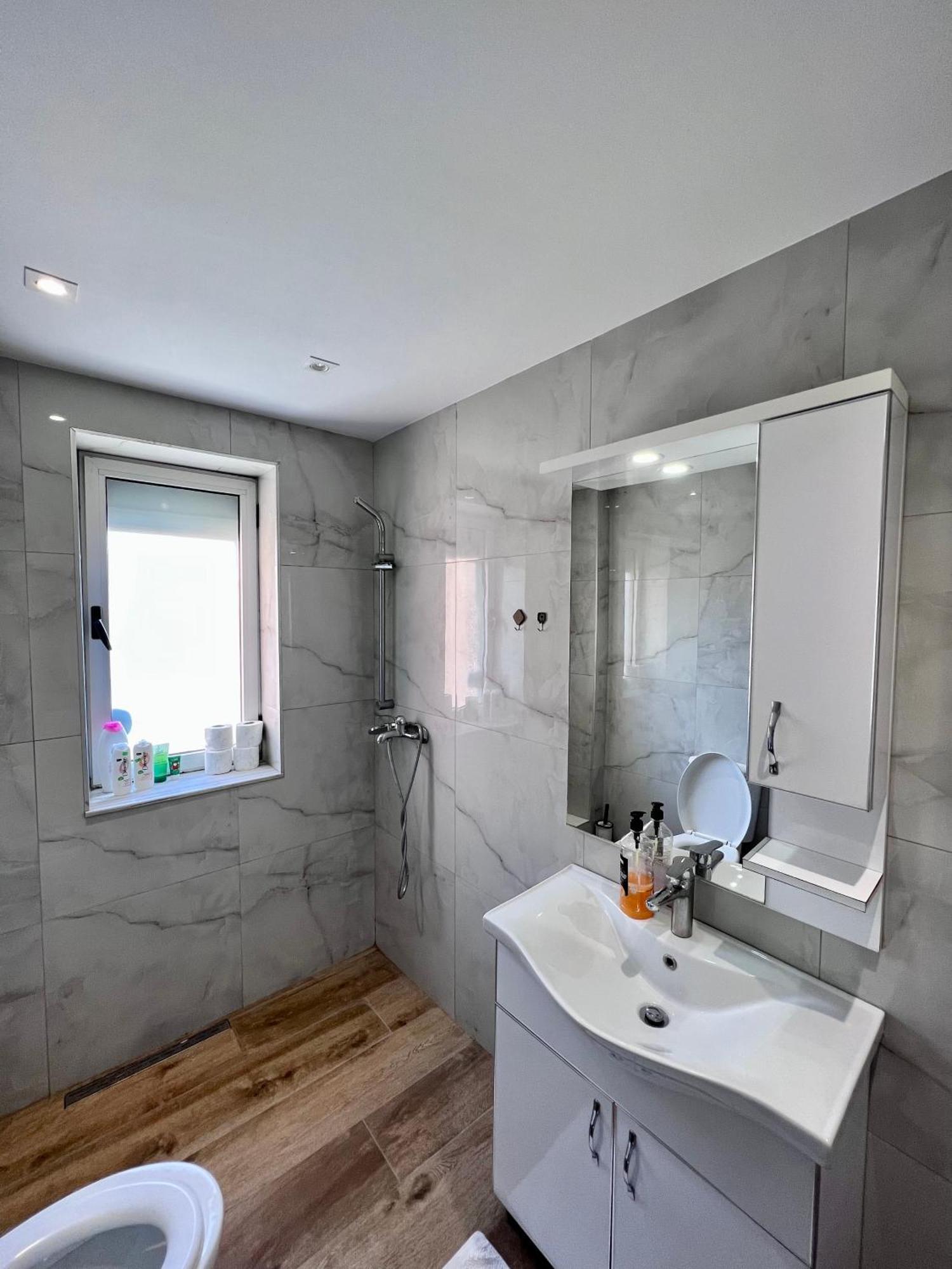 Skanderbeg Square Apartment 티라나 외부 사진