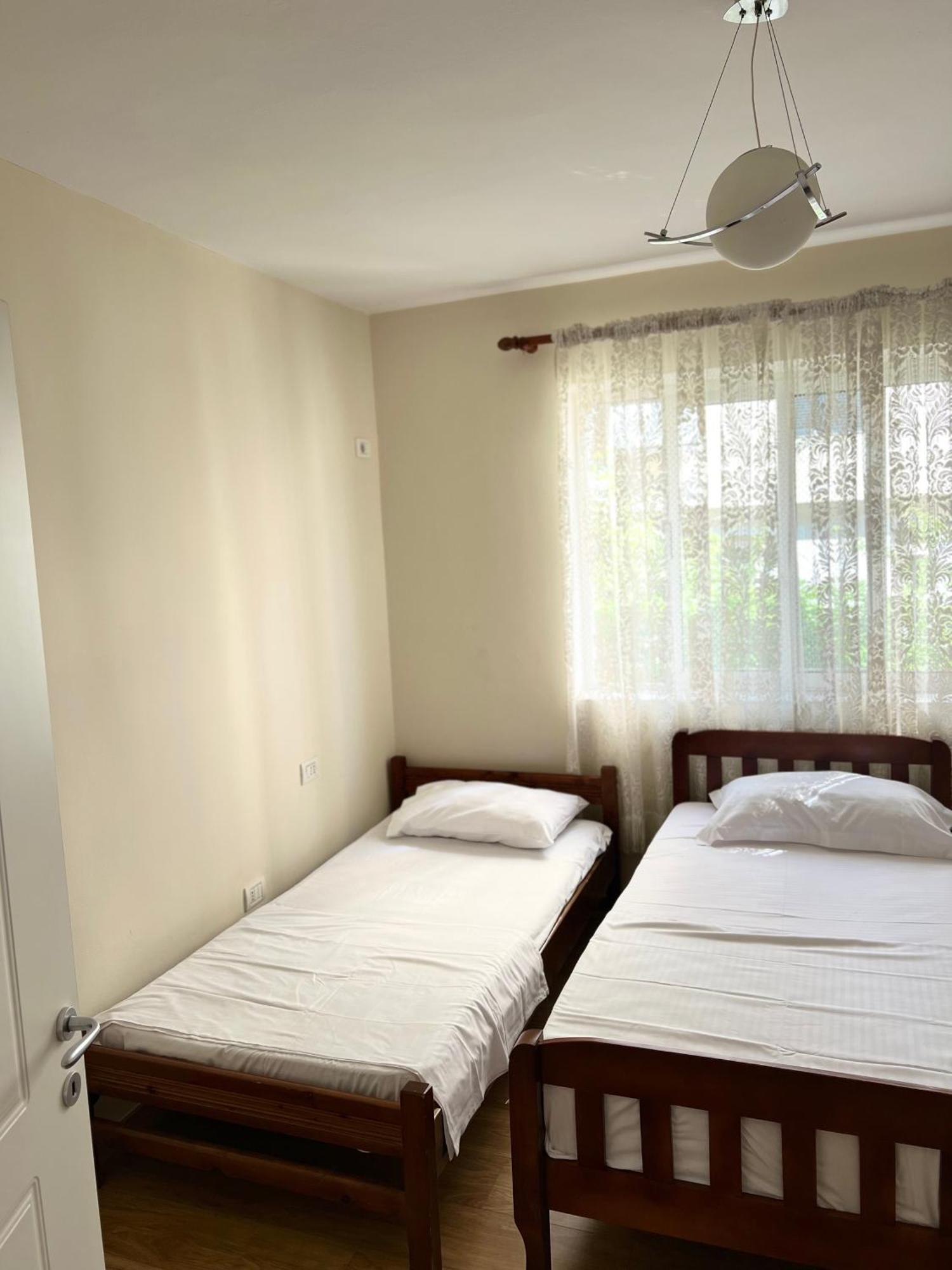 Skanderbeg Square Apartment 티라나 외부 사진